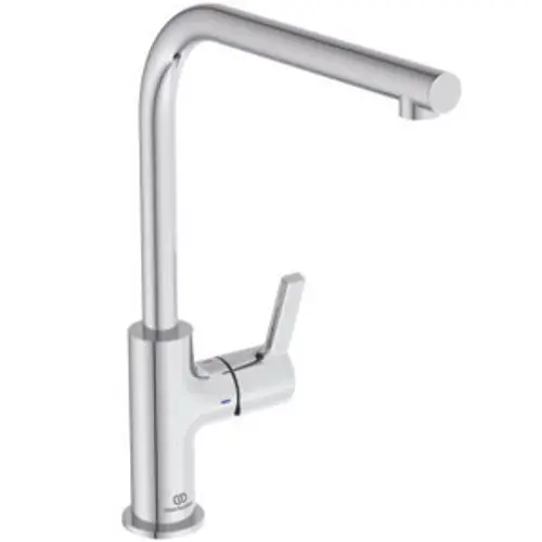 Moderne Küchenarmatur mit hohem, gebogenem Auslauf und seitlichem Bedienhebel in glänzendem Chromfinish.